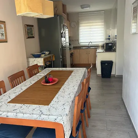 Casa Con Piscina Comunitaria Miami Playa